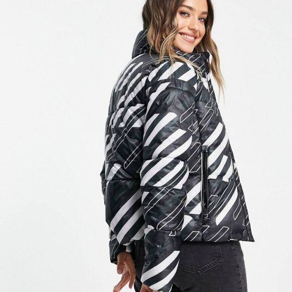 Puffer jacket Black And White size 6 NWT Superdry - Picture 1 of 10